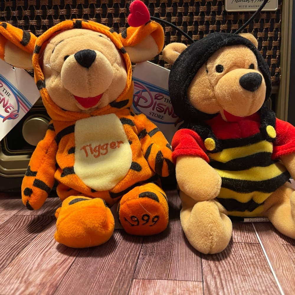 Vintage Disney Lot of 2-Pooh As A Bee & Pooh as Tigger 1999 series Halloween